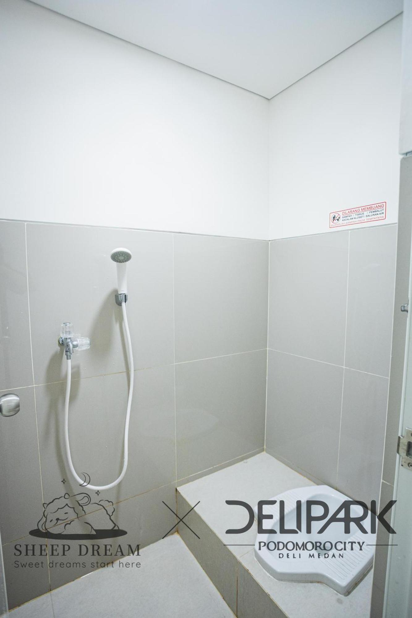 Apartemen Delipark Mall Premium Empire Luas 90meter 3toilet Medan