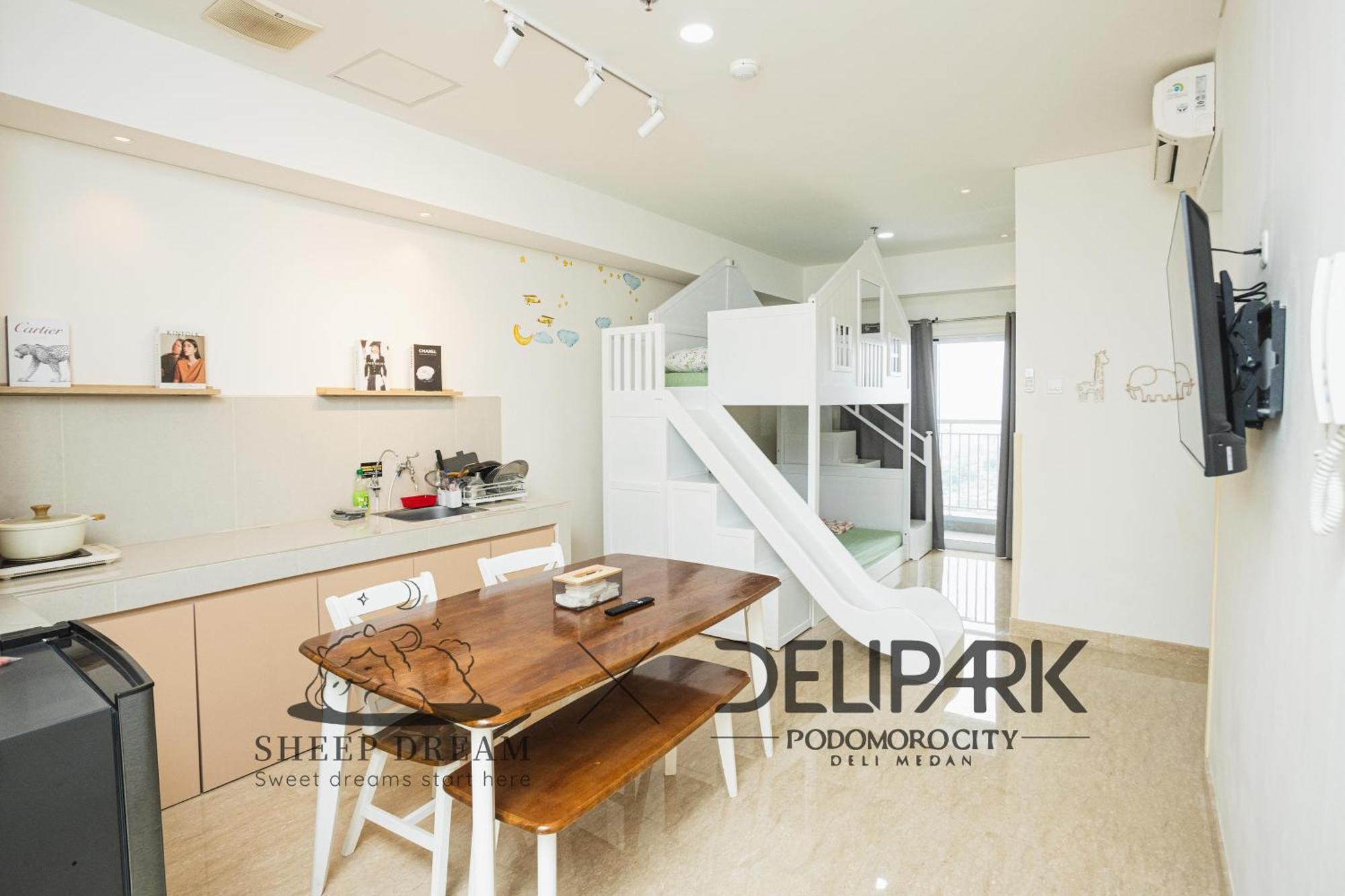 Delipark Mall Premium Empire Luas 90meter 3toilet Apartemen *